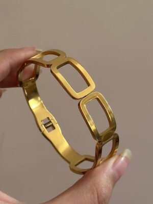 سوار مميز ..p